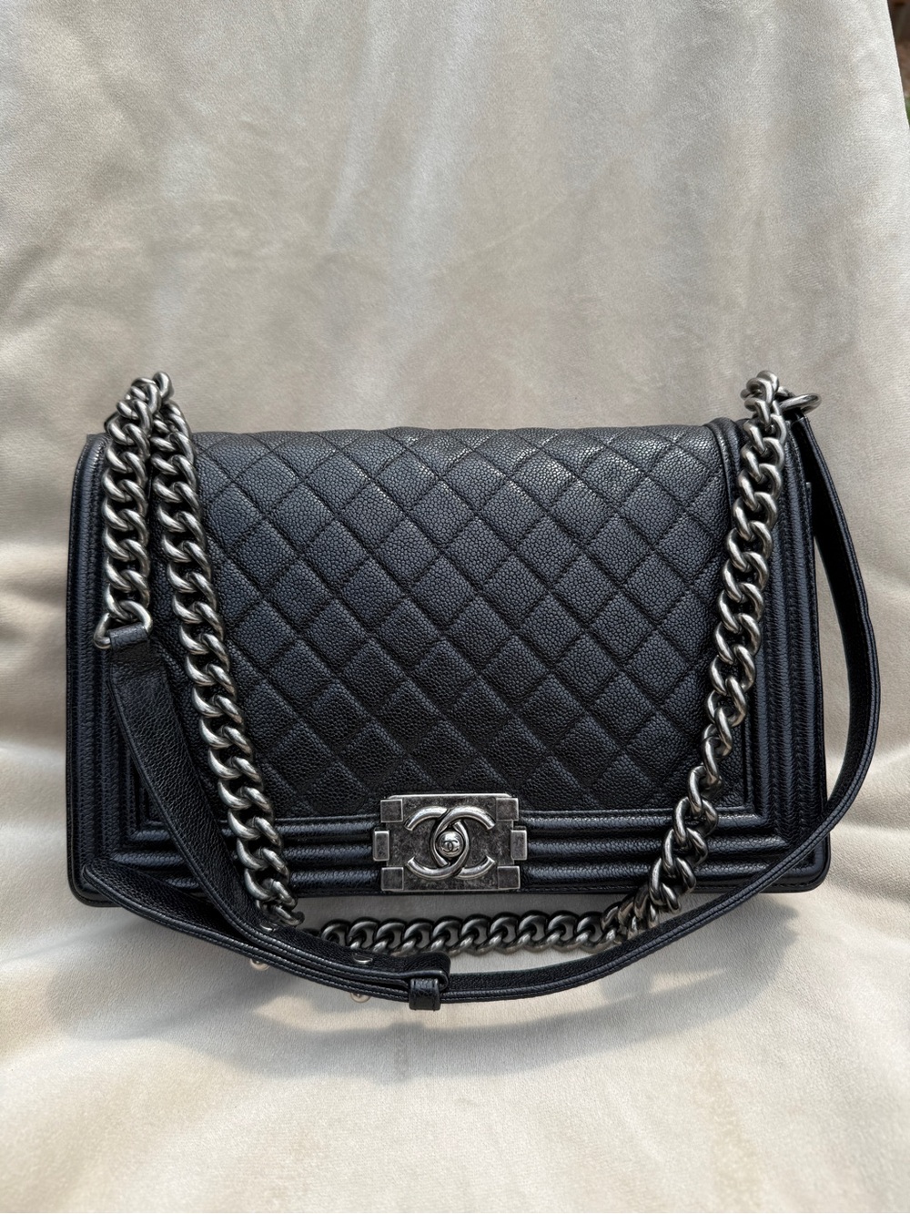 CHANEL Black Caviar Quilted Flap Boy Bag New Medium Aged Silver HW Luxury Chain - Picture 2 of 14